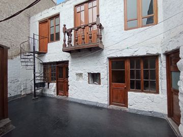 OCASIÓN: VENDO CASA EN URB. ALAMOS IV - MUY BUENA UBICACIÓN