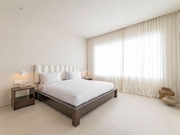 BRAND NEW 2 BEDROOMS MEDITERRANEAN STYLE VILLA AT CANGGU