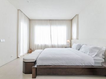 BRAND NEW 2 BEDROOMS MEDITERRANEAN STYLE VILLA AT CANGGU
