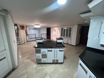 VENTA HERMOSA CASA HACIENDA MANZANA 12