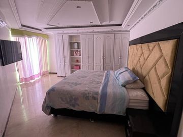 VENTA HERMOSA CASA HACIENDA MANZANA 12