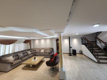 VENTA HERMOSA CASA HACIENDA MANZANA 12
