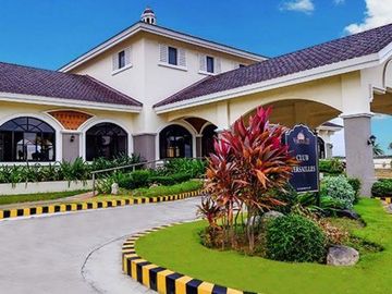 Fonte di Versailles: Premier Beachfront Subdivision in Minglanilla, Cebu