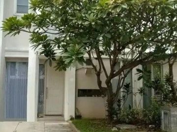 Dijual Rumah Long beach, Pakuwon city surabaya timur