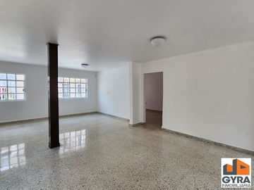 Casa en venta en Torres Adalid, en calle cerrada frente al CUM, Narvarte Poniente, Benito Juárez