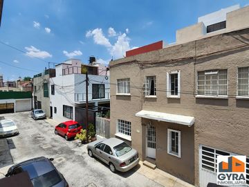 Casa en venta en Torres Adalid, en calle cerrada frente al CUM, Narvarte Poniente, Benito Juárez