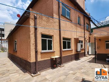 Casa en venta en Torres Adalid, en calle cerrada frente al CUM, Narvarte Poniente, Benito Juárez