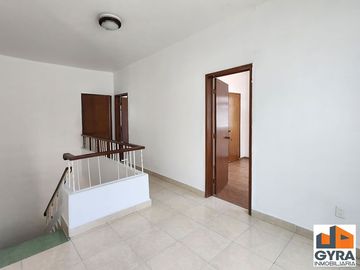 Casa en venta en Torres Adalid, en calle cerrada frente al CUM, Narvarte Poniente, Benito Juárez