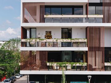 DEPARTAMENTO EN VENTA UBICADO EN EL CORAZÓN DE PLAYA DEL CARMEN DISFRUTA DE VIVIR CON LUJO A 2 CALLES DE LA PLAYACALLES CONOCE KUXTAL