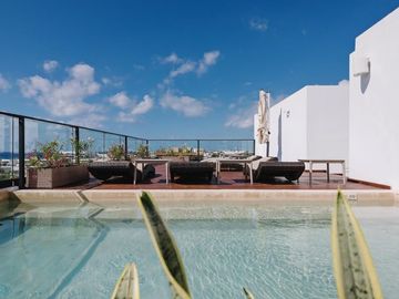 DEPARTAMENTO EN VENTA UBICADO EN EL CORAZÓN DE PLAYA DEL CARMEN DISFRUTA DE VIVIR CON LUJO A 2 CALLES DE LA PLAYACALLES CONOCE KUXTAL