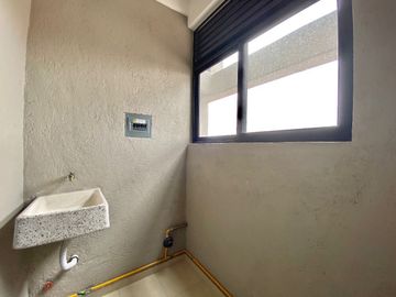 DEPARTAMENTO DE 2 NIVELES EN NARVARTE PONIENTE