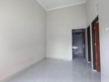 SISA 1 RUMAH TERLARIS DI BERBAH 200 JUTAAN SAJA