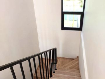 Rumah Baru Desain Cantik dekat Taman Palagan Asri 3