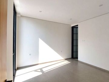 Rumah Baru Desain Cantik dekat Taman Palagan Asri 3