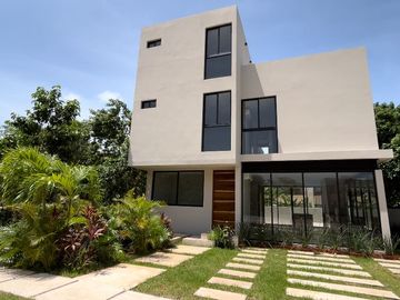 Casa en venta Fraccionamiento XamanHa Playa del Carmen