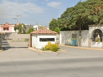 CASA EN VENTA EN QUINTAS DEL DESIERTO -SF