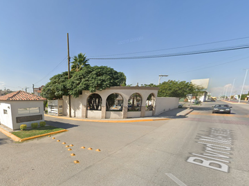 CASA EN VENTA EN QUINTAS DEL DESIERTO -SF