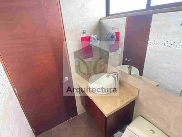EXCLUSIVA CASA EN VENTA EN CAJICA, SIN ADMINISTRACION