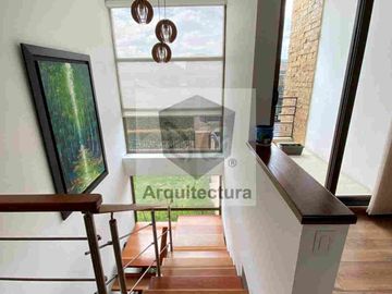 EXCLUSIVA CASA EN VENTA EN CAJICA, SIN ADMINISTRACION