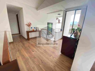 EXCLUSIVA CASA EN VENTA EN CAJICA, SIN ADMINISTRACION