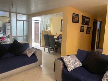 EXCELENTE UBICACION COL MORELOS 1ra SECCION EN PRIVADA SOBRE VENUSTIANO CARANZA