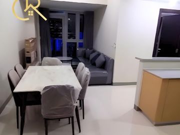 For Sale 2 Bedroom (2BR) | Semi Furnished Condo Unit at Uptown Parksuites Tower 2, BGC, Taguig