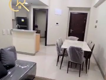 For Sale 2 Bedroom (2BR) | Semi Furnished Condo Unit at Uptown Parksuites Tower 2, BGC, Taguig