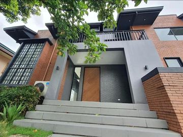 House and Lot Filhomes II 4 Bedrooms, Quezon City