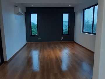 House and Lot Filhomes II 4 Bedrooms, Quezon City