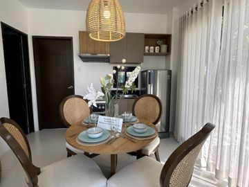 For Sale House and Lot with Balcony and Two Carport Near Clark Pampanga