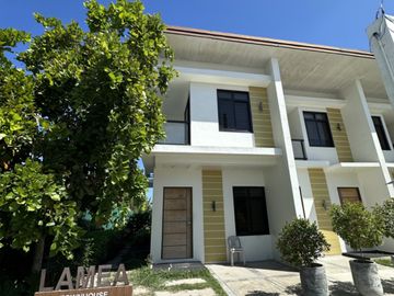 For Sale House and Lot with Balcony and One Carport Near Clark Pampanga