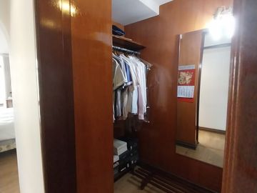 Se Vende Casa en San Borja - Calle John Hassinger, Urb. Las Begonias