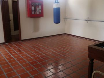 VENDO DEPARTAMENTO MALECON 2000