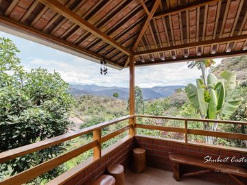 Se vende casa con terreno en Landangui -Malacatos