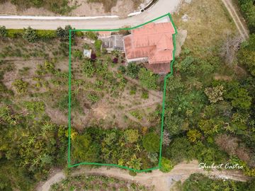 Se vende casa con terreno en Landangui -Malacatos