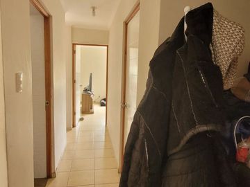 Céntrico, espacioso y muy iluminado departamento en “Agrupamiento Miraflores”