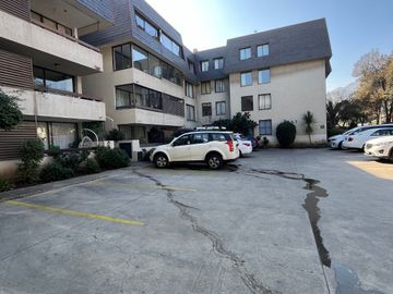 SE VENDE GRAN OPORTUNIDAD DEPARTAMENTO 3 DORMITORIOS 2 BAÑOS,  EN MONSEÑOR ESCRIVA DE BALAGUER, COMUNA DE LO BARNECHEA