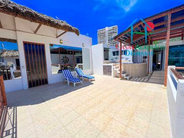 Departamento con Roof garden con sala y jacuzzi
