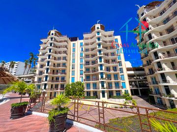 Departamento con Roof garden con sala y jacuzzi