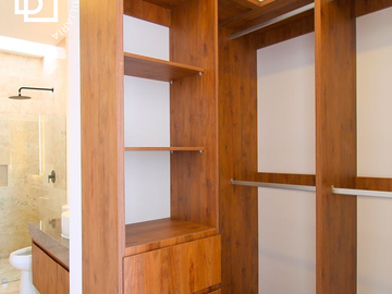 Casa en venta con alberca en privada residencial.