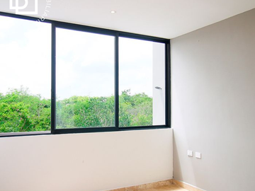 Casa en venta con alberca en privada residencial.