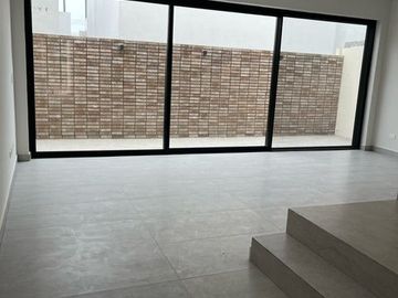 Casa Nueva en Venta en Cumbres Elite Premier