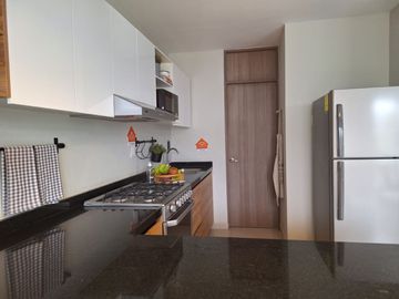 CASA EN VENTA EN CAPITTALA, Residencial a 400 MTS DEL HOSPITAL DE ALTA ESPECIALIDAD ZONA SUR