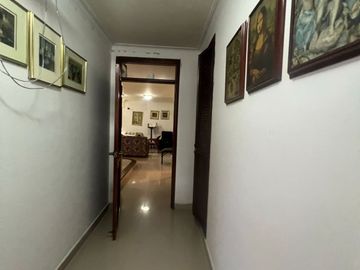 VENTA APARTAMENTO BARRIO ALTO PRADO ZONA MEDICA APLICA AIRBNB