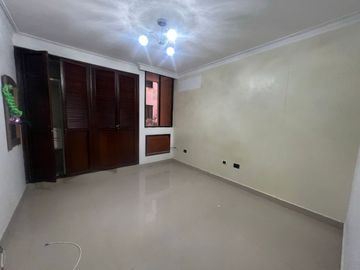 VENTA APARTAMENTO BARRIO ALTO PRADO ZONA MEDICA APLICA AIRBNB