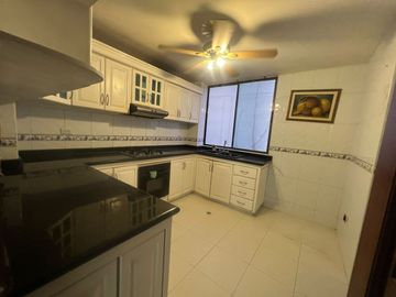 VENTA APARTAMENTO BARRIO ALTO PRADO ZONA MEDICA APLICA AIRBNB