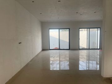 CASA NUEVA VENTA CUMBRES SANTORAL III
