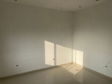 CASA NUEVA VENTA CUMBRES SANTORAL III