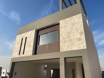 CASA NUEVA VENTA CUMBRES SANTORAL III