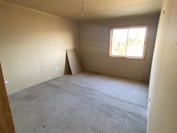 SE VENDE PARCELA CON CASA (Obra gruesa) en CONDOMINIO, SAN JUAN